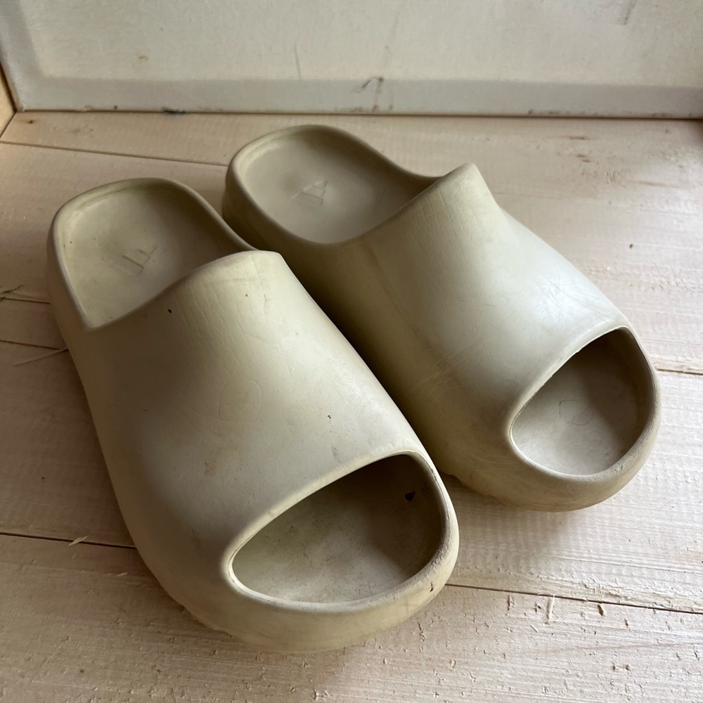 Yeezy Slides size 2 well loved, but too small for my son.